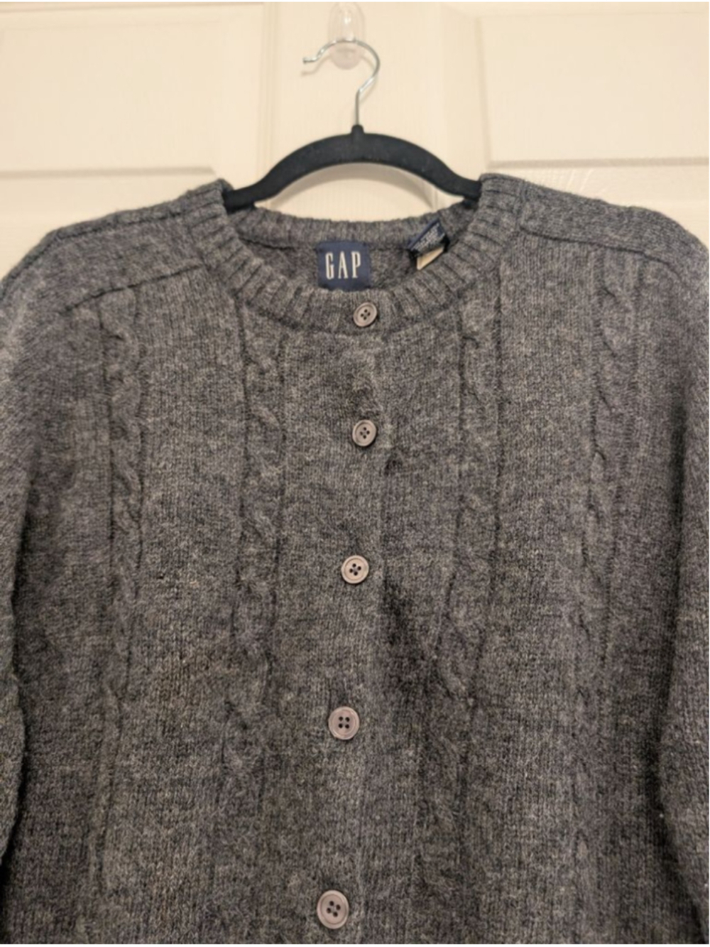 GAP 100% Wool Gray Cable Knit Cardigan Sweater Dark Academia Preppy Old Money L